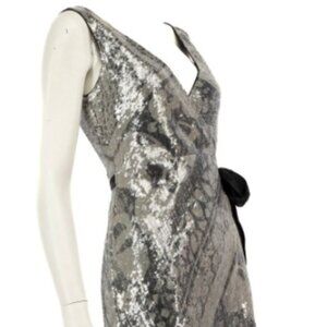 NWOT Diane Von Furstenberg Silver Sequin Wrap Dress Size 6 Prom